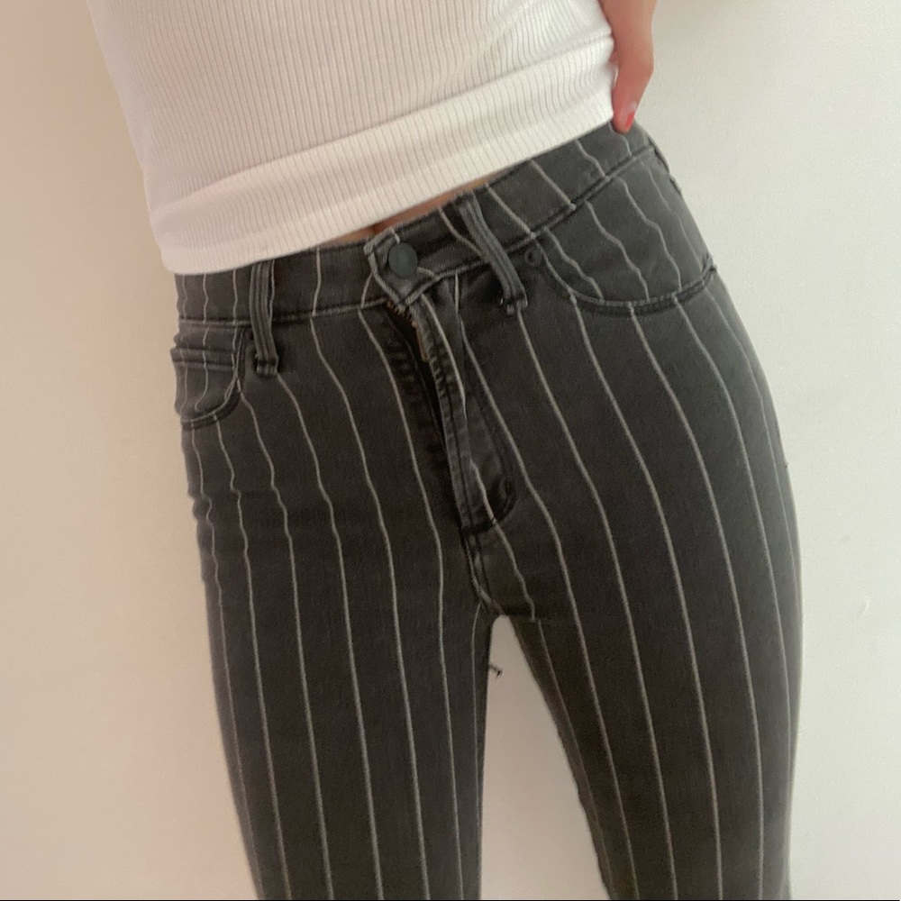 Abercrombie High Rise Stripped Supper Skinny Ankle